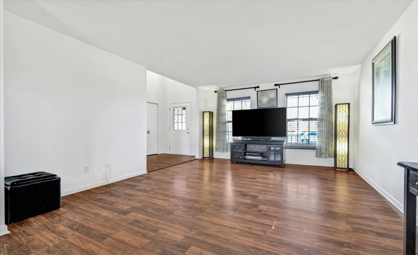 31-1814 Dalemont Way-22