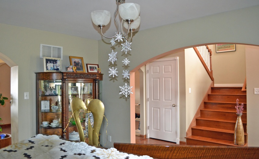 fdr to foyer n stairs