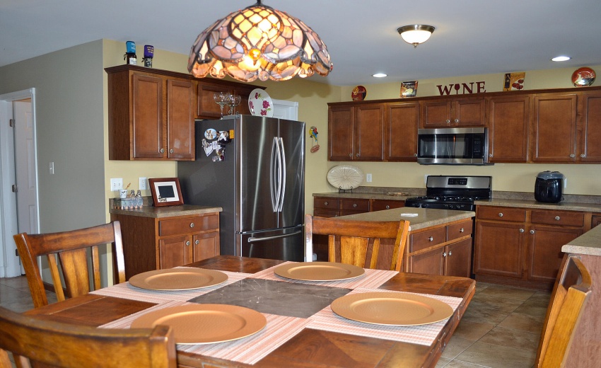 kitchen to half bath