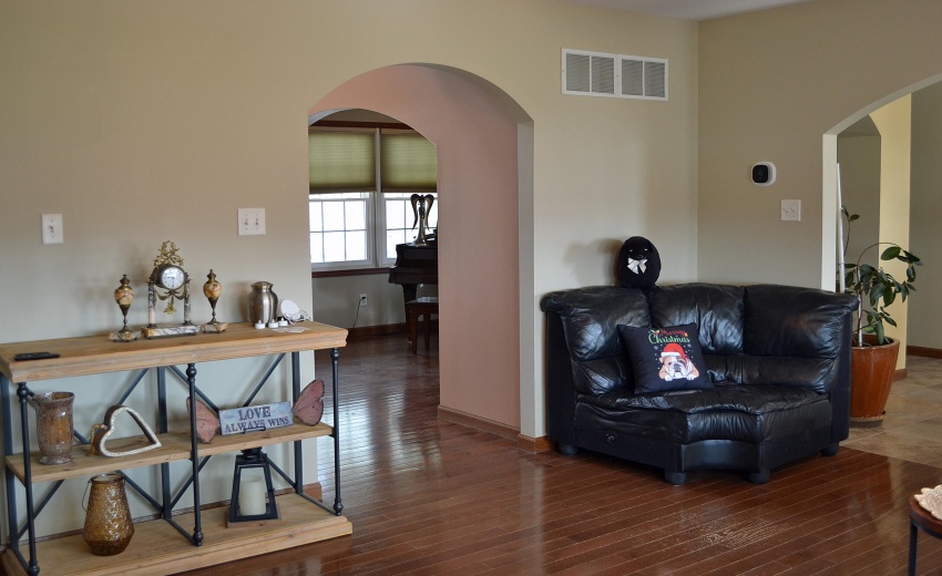 fr to foyer n fdr n kitchen