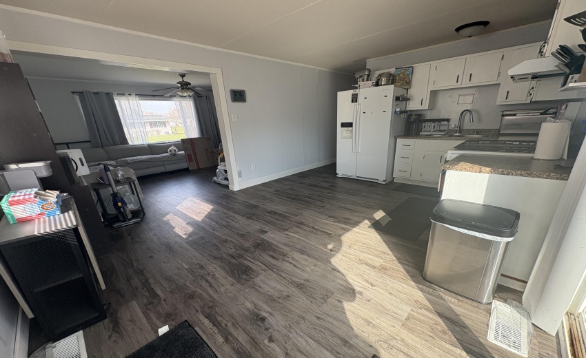 7811EC1D-77A9-493F-9D44-A767709B878B