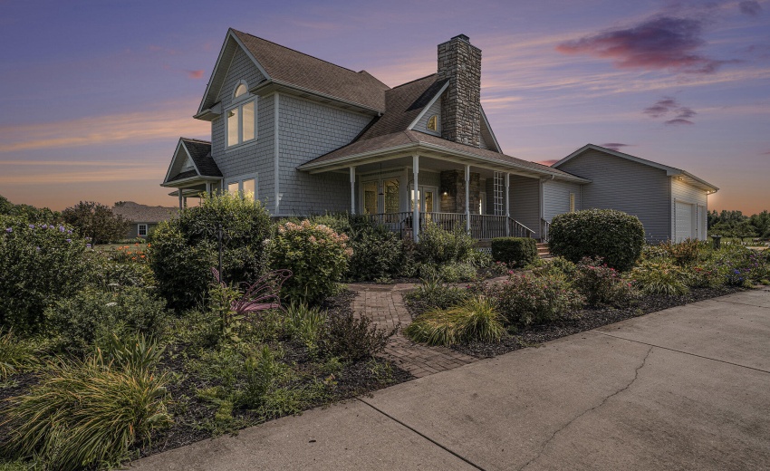 Sunset Front From Drive