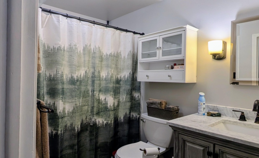 PXL_20250716_221532853.RAW-01.COVER-EDIT