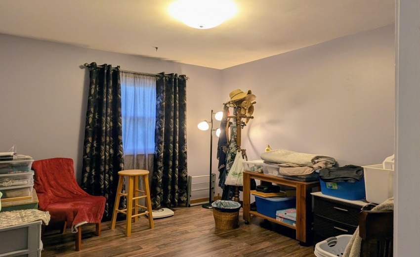 PXL_20250716_221255307.RAW-01.COVER-EDIT