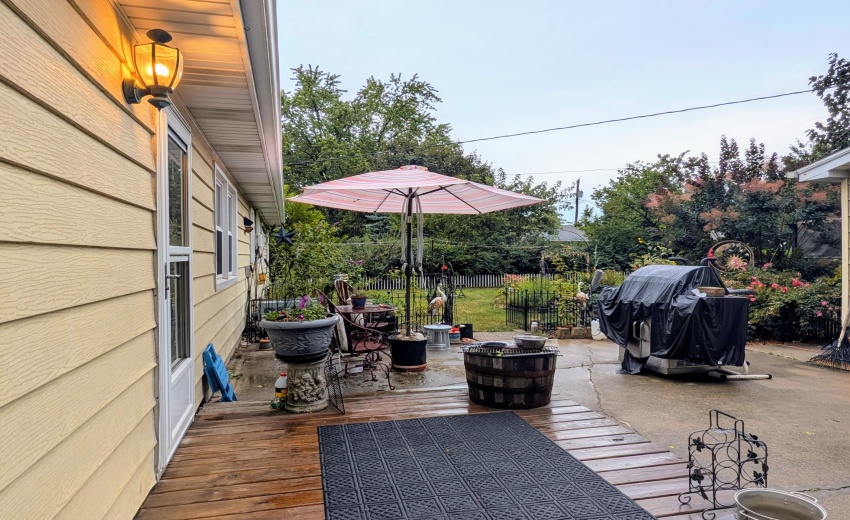 PXL_20250716_224740342.NIGHT.RAW-01.COVE