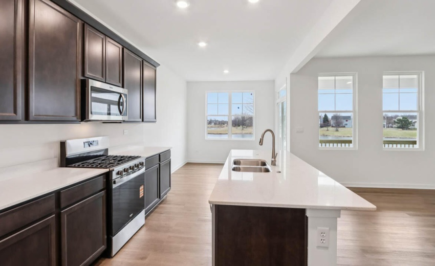 8-web-or-mls-W Presidential Ave-S0901-00