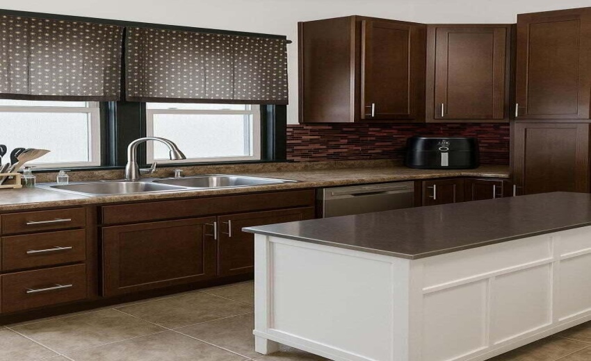 20251020210105358021000000-o