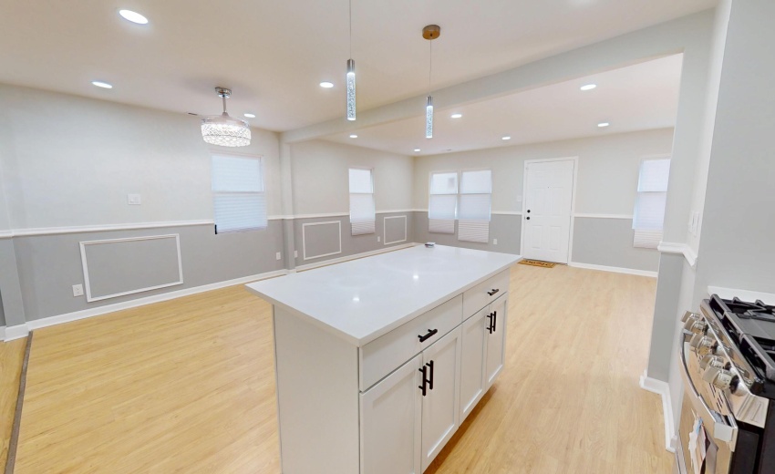 4252-W-21st-Ave-05122025_190014