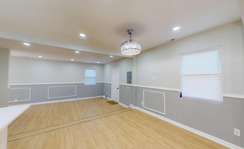 4252-W-21st-Ave-05122025_185554