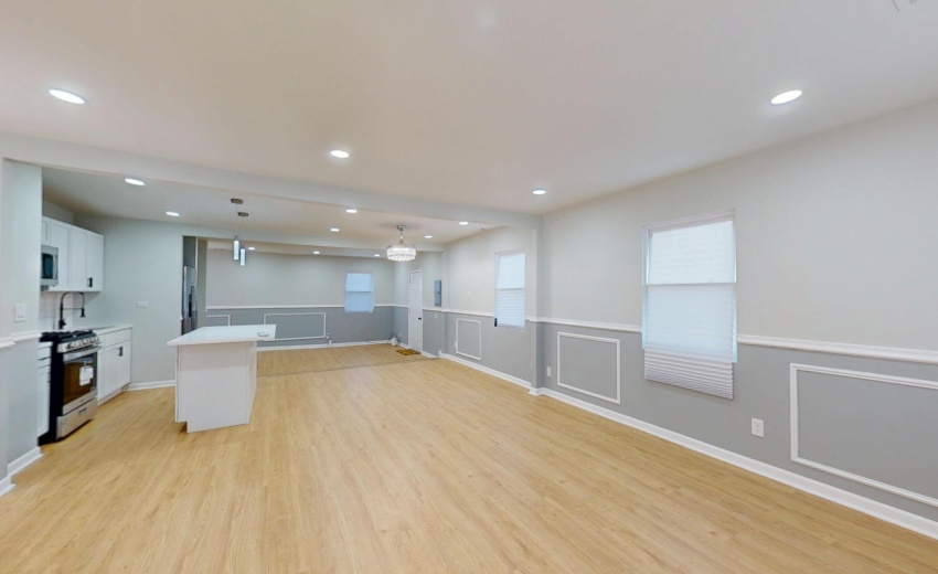 4252-W-21st-Ave-05122025_185357