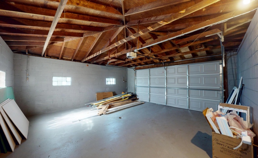 4252-W-21st-Ave-05122025_190703