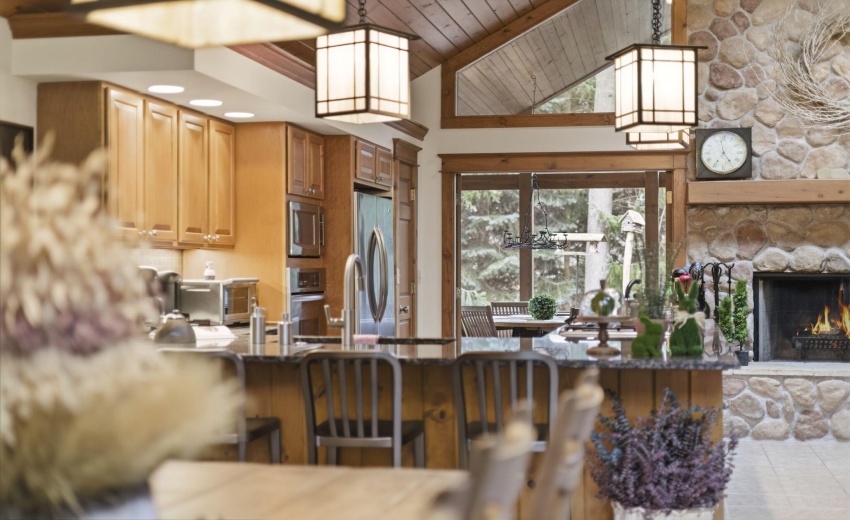 View into screen porch