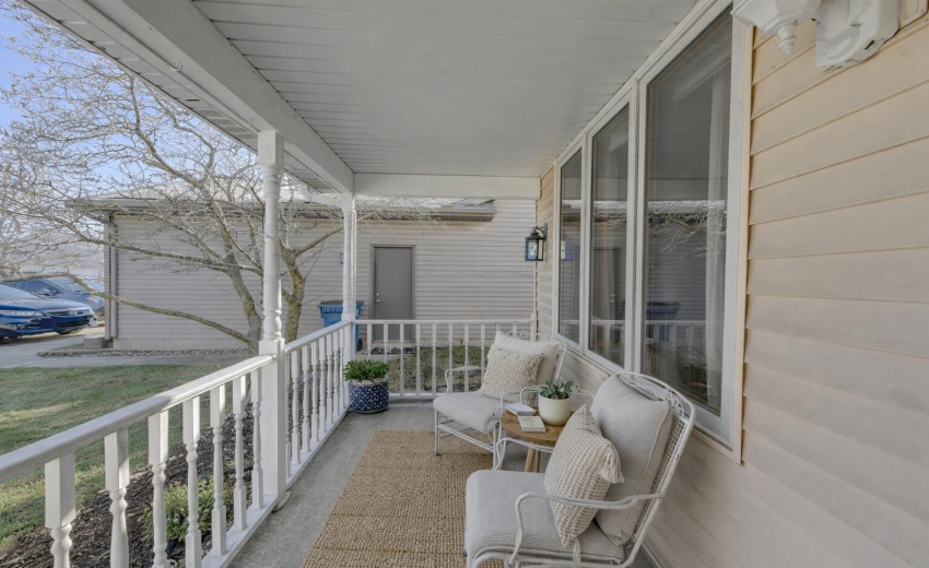 29EBB8C8-4A1D-4C1A-91DD-618B64F32786