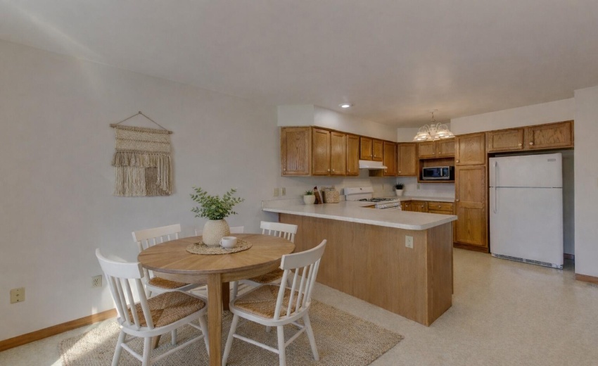 905F90F4-AB83-4006-9EEC-C8DFEF2013B8