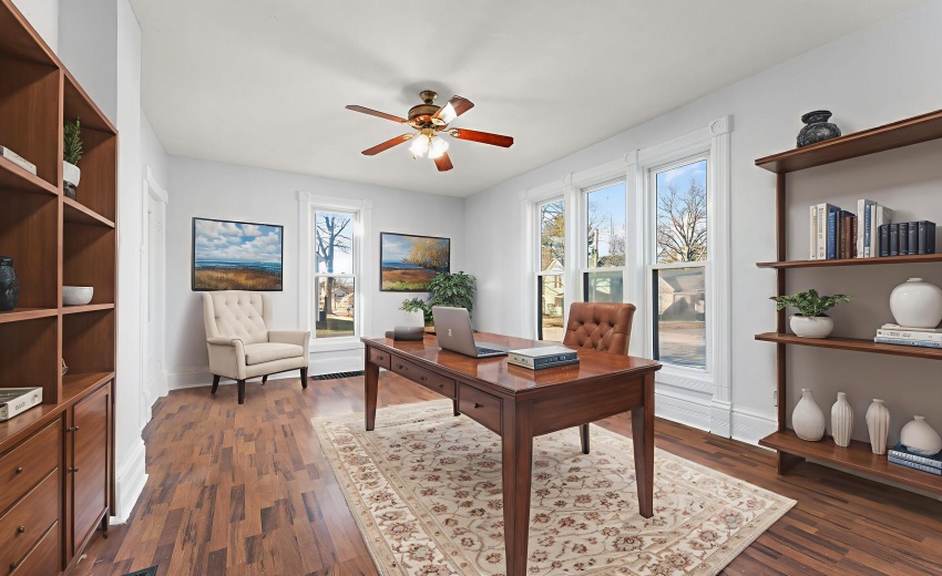 8-web-or-mls-DSC02074 - Home Office - St