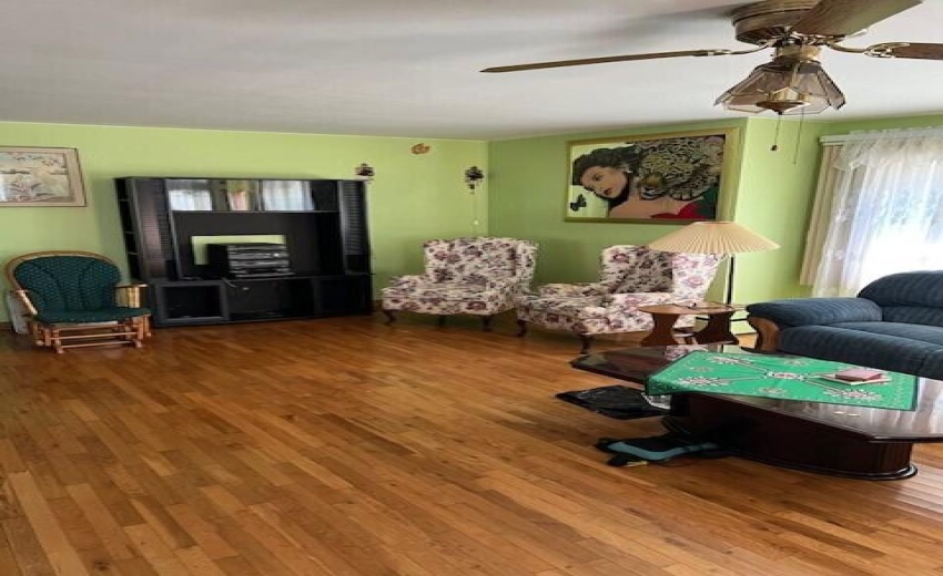 b141696b-809c-4874-8854-3370d31f9565