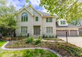 8407 Beech Avenue, Munster, Indiana, 5 Bedrooms Bedrooms, 7 Rooms Rooms,3 BathroomsBathrooms,Residential,For Sale,Beech,NRA835994