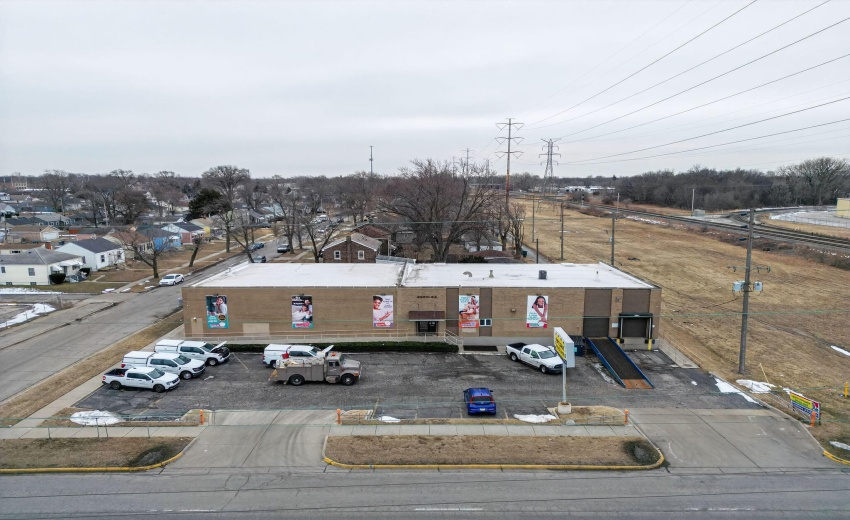 11_2620_165th_St_Hammond_IN_46323-Exteri