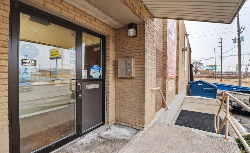 19_2620_165th_St_Hammond_IN_46323-Exteri