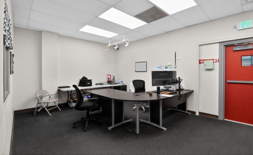 30_2620_165th_St_Hammond_IN_46323-Others