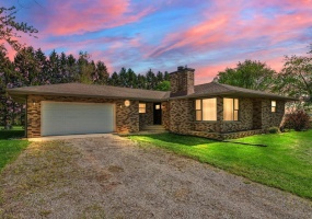 6465 1100, Union Mills, Indiana, 4 Bedrooms Bedrooms, 11 Rooms Rooms,3 BathroomsBathrooms,Residential,For Sale,1100,NRA834763