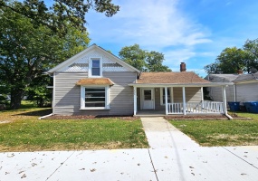 124 Liberty Street, Lowell, Indiana, 3 Bedrooms Bedrooms, 8 Rooms Rooms,1 BathroomBathrooms,Residential,For Sale,Liberty,NRA827803