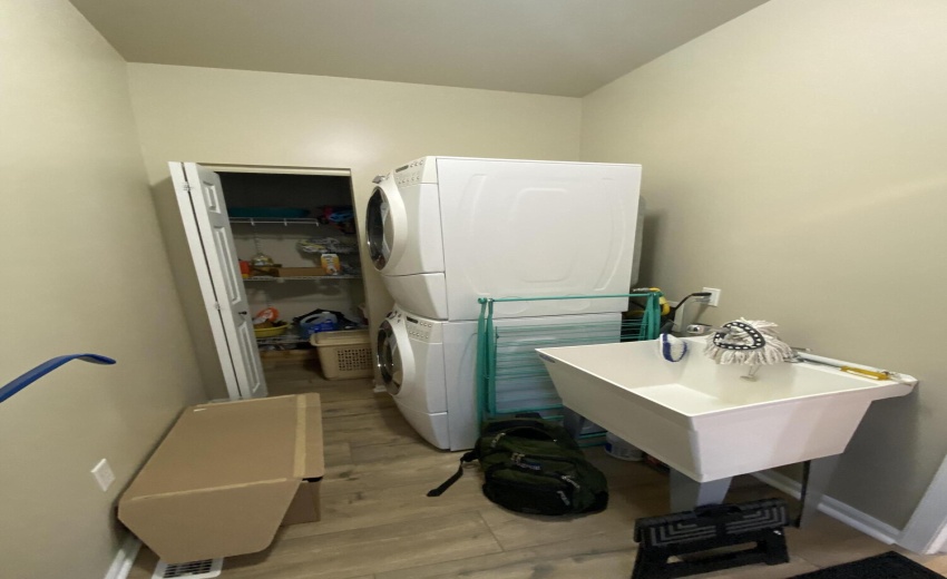 Laundry Room 2