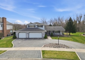 1345 Mccoy Drive, Schererville, Indiana, 3 Bedrooms Bedrooms, 9 Rooms Rooms,3 BathroomsBathrooms,Residential,For Sale,Mccoy,NRA836046