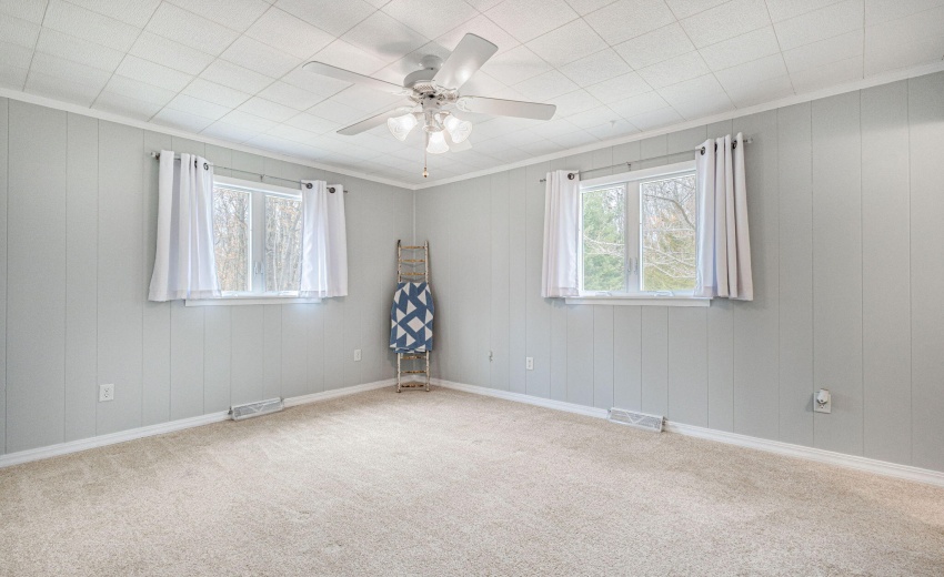 Primary Bedroom Detail