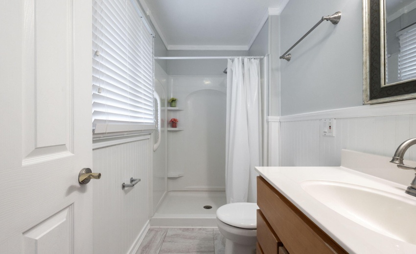 3/4 Primary Bedroom Bath