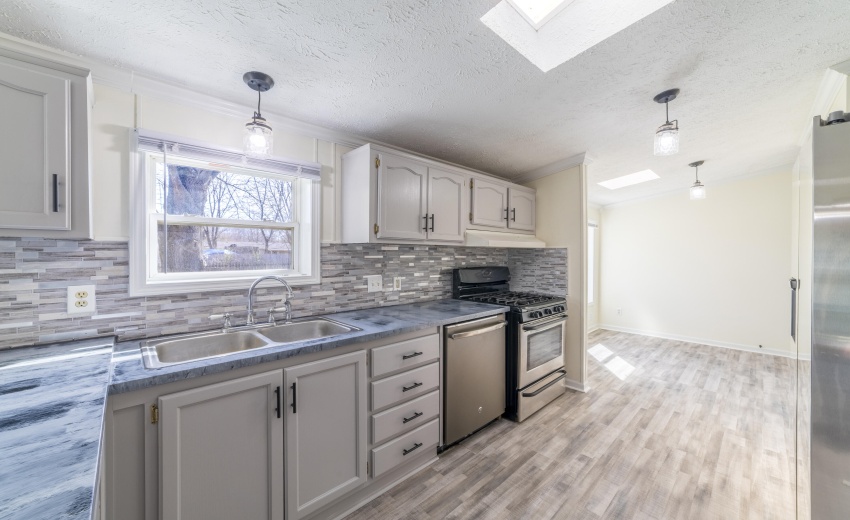 GKitchen550E#7RESHOOT0027