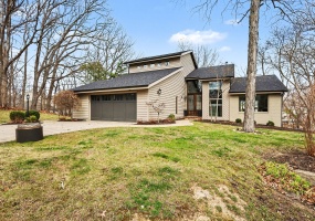 195 Amhurst Place, Valparaiso, Indiana, 4 Bedrooms Bedrooms, 11 Rooms Rooms,4 BathroomsBathrooms,Residential,For Sale,Amhurst,NRA836059 195 Amhurst Place, Valparaiso, Indiana, 4 Bedrooms Bedrooms, 11 Rooms Rooms,4 BathroomsBathrooms,Residential,For Sale,Amhurst,NRA836059