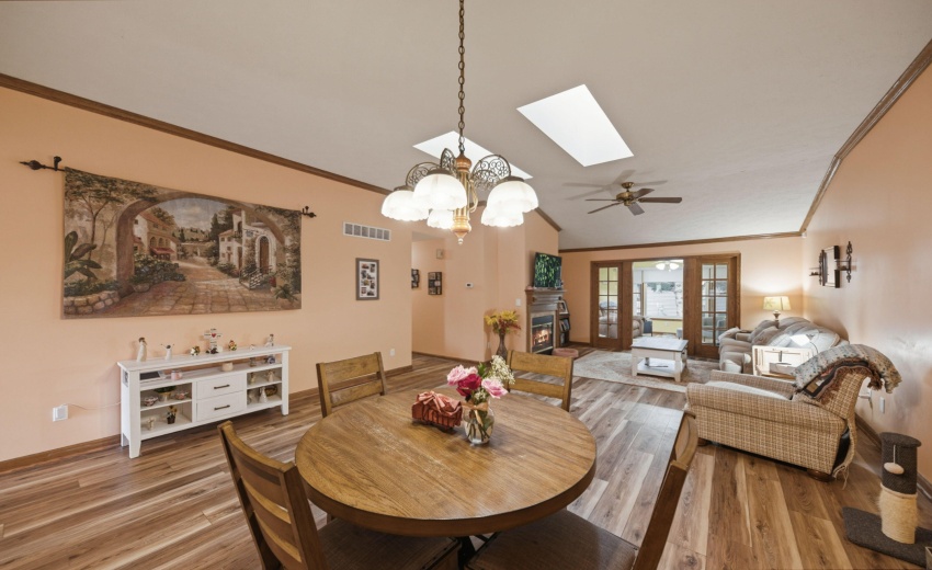 712 Dogwood Ct. - 07