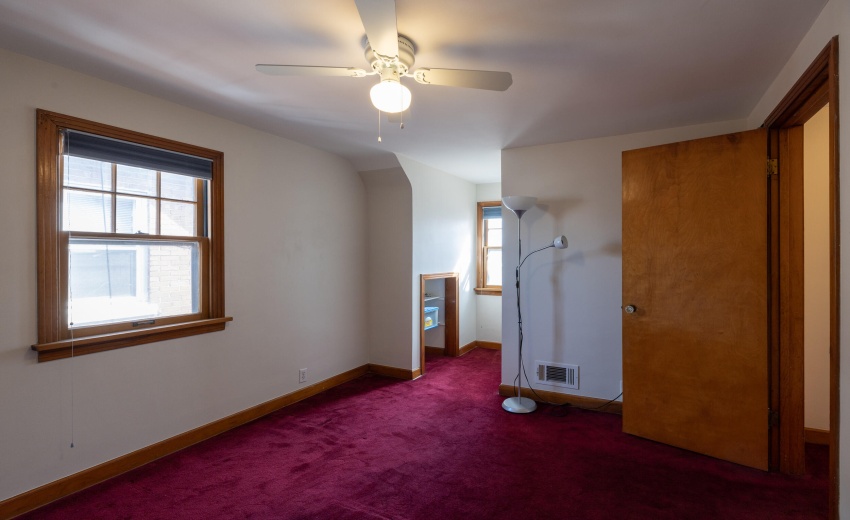 1221 W 142nd East Chicago-40