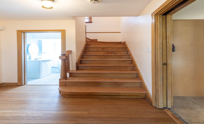 1221 W 142nd East Chicago-27