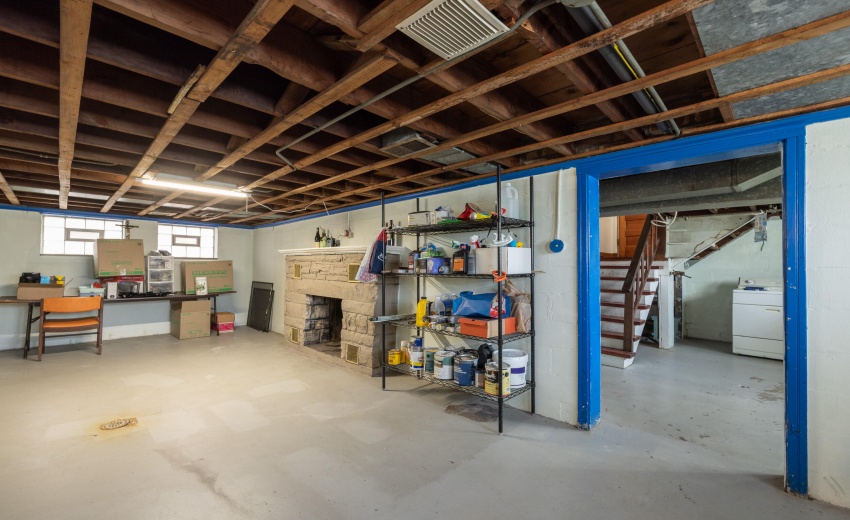 1221 W 142nd East Chicago-55