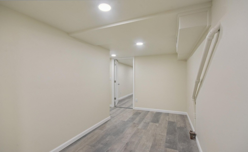 14-web-or-mls-Polk St-S1007-014