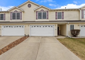 9573 Luebcke Lane, Crown Point, Indiana, 3 Bedrooms Bedrooms, 8 Rooms Rooms,3 BathroomsBathrooms,Residential,For Sale,Luebcke,NRA836088