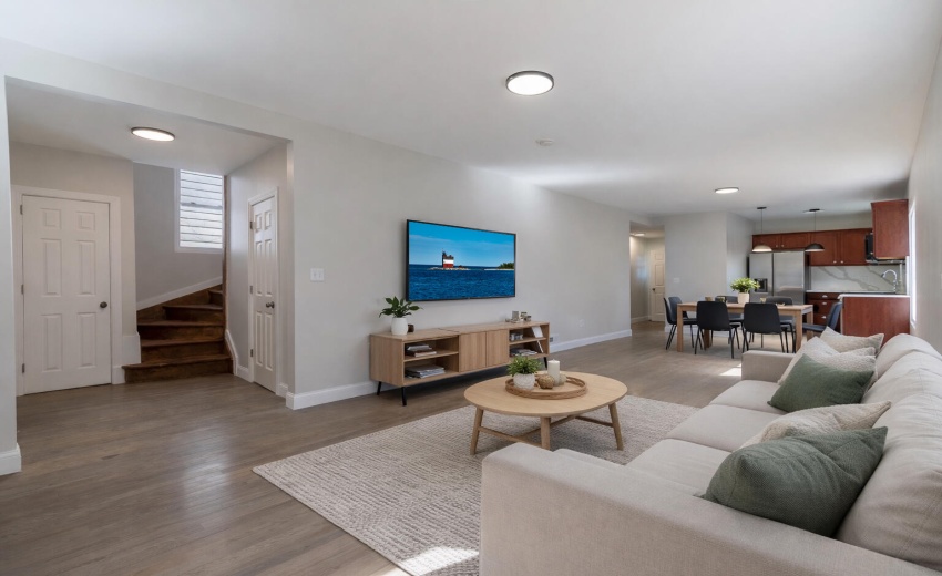 743 Buchanan St - Virtually Staged -16