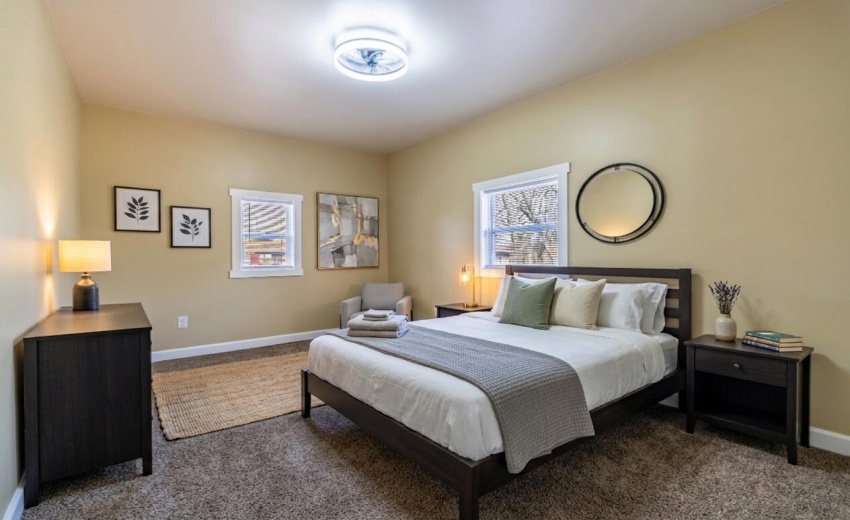 1047 Arizona St - Virtually Staged - 23