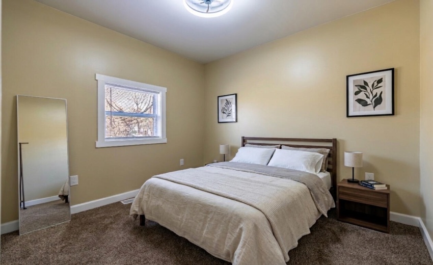 1047 Arizona St - Virtually Staged - 20