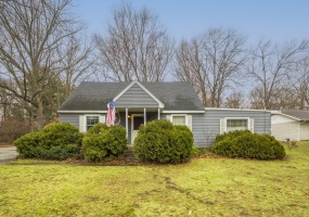 310 Edgemoor Drive, Trail Creek, Indiana, 4 Bedrooms Bedrooms, 10 Rooms Rooms,2 BathroomsBathrooms,Residential,For Sale,Edgemoor,NRA836119 310 Edgemoor Drive, Trail Creek, Indiana, 4 Bedrooms Bedrooms, 10 Rooms Rooms,2 BathroomsBathrooms,Residential,For Sale,Edgemoor,NRA836119