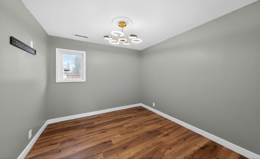 13_1908_Central_Dr_Gary_IN_46407_USA-Liv