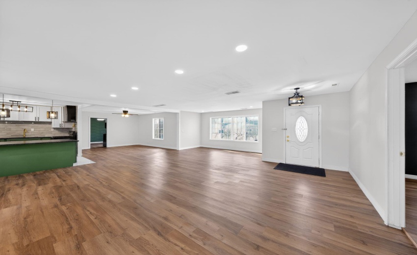 12_1908_Central_Dr_Gary_IN_46407_USA-Liv