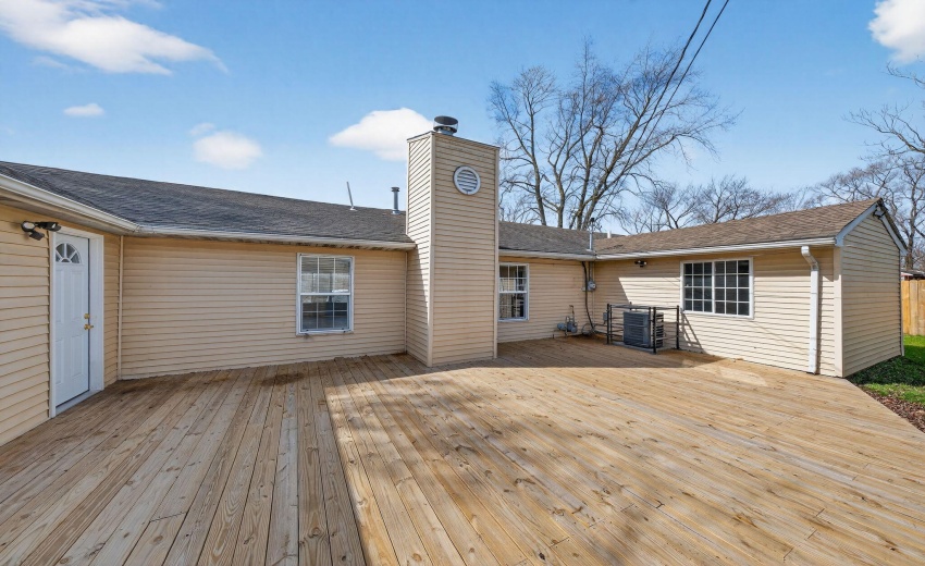 01_1908_Central_Dr_Gary_IN_46407_USA-Ext