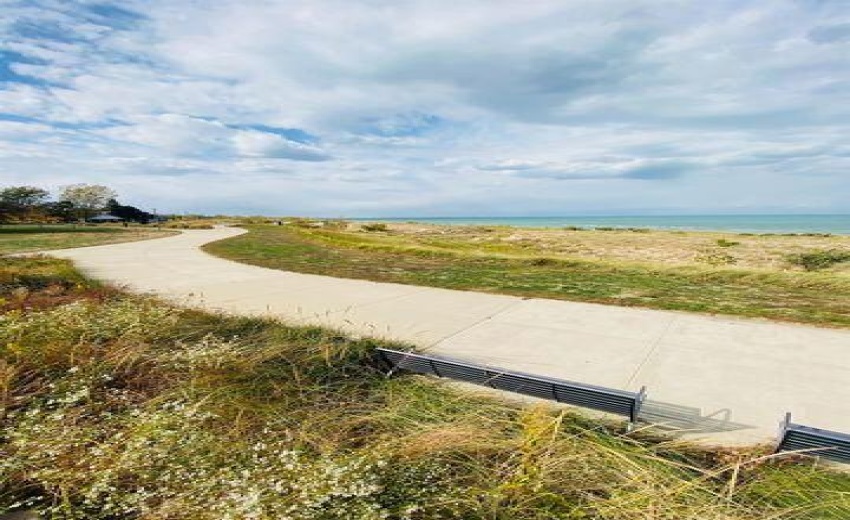 Marquette Park Walking Path