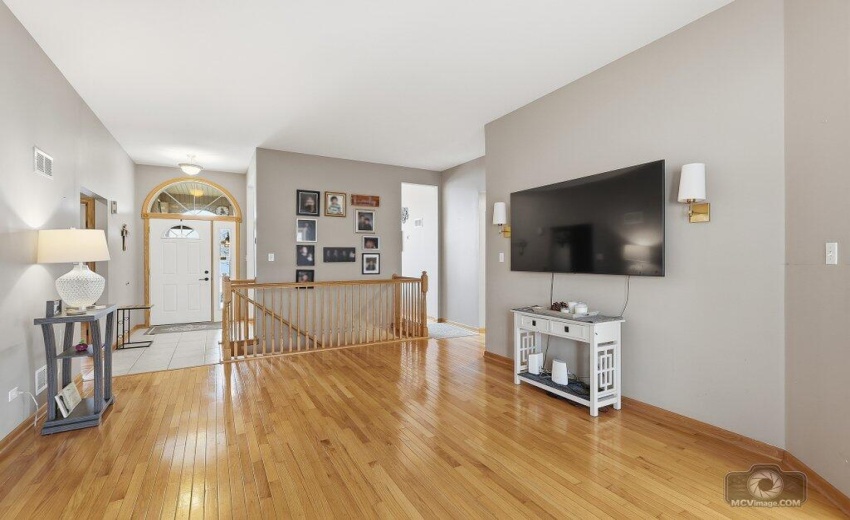 008-1541198thAvenue-Dyer-IN-46311-SMALL