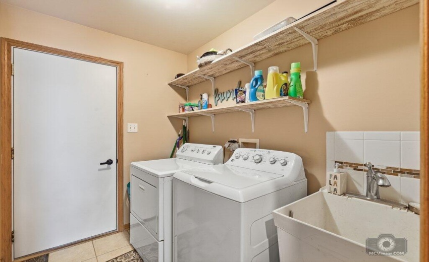 021-1541198thAvenue-Dyer-IN-46311-SMALL