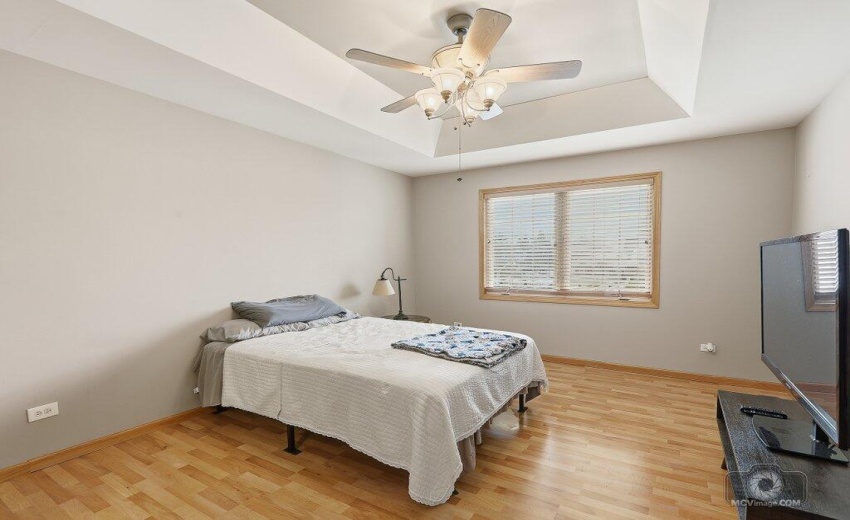 018-1541198thAvenue-Dyer-IN-46311-SMALL