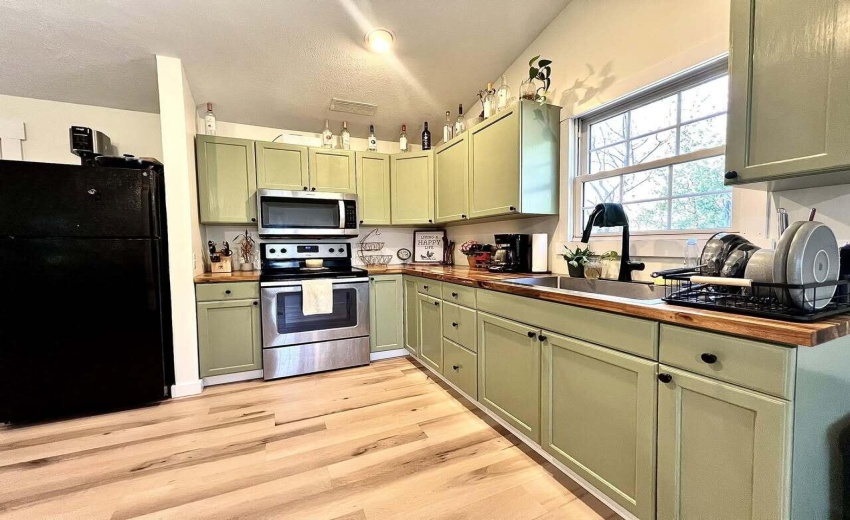 657346464_10167009517407738_808803884871